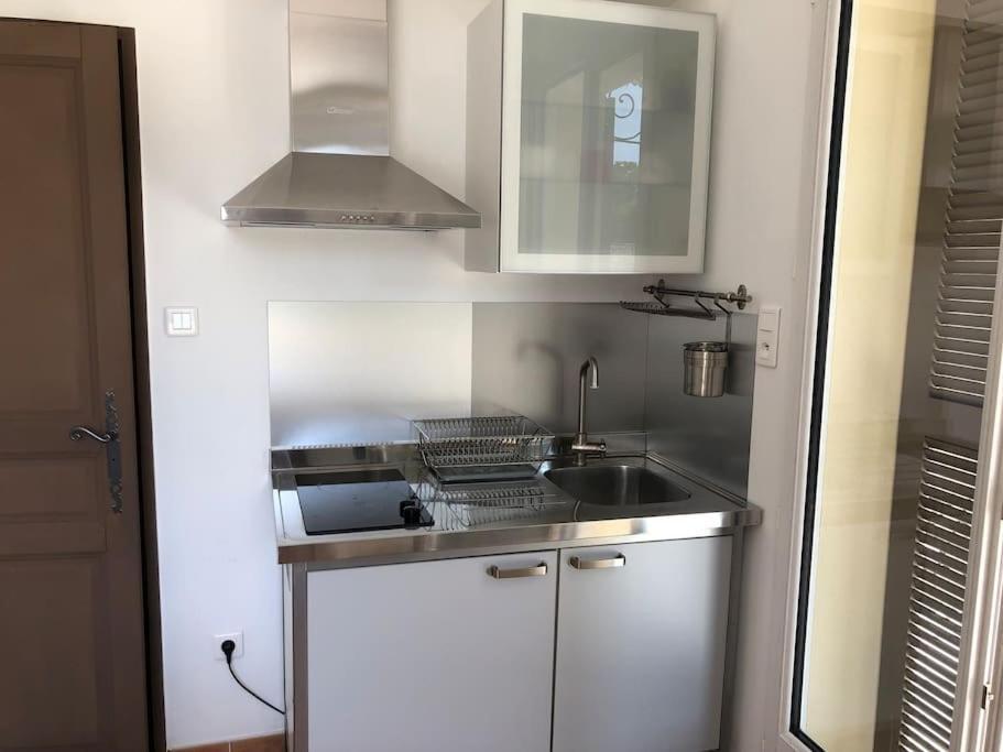Appartement Dans Bastide A Saint Remy De Provence Exteriör bild