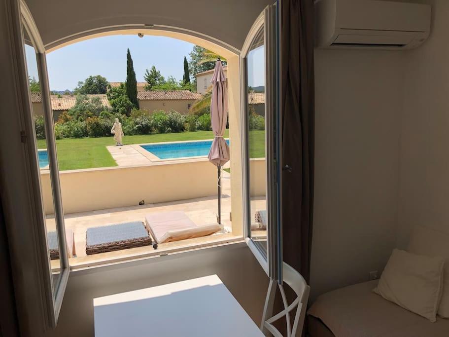 Appartement Dans Bastide A Saint Remy De Provence Exteriör bild
