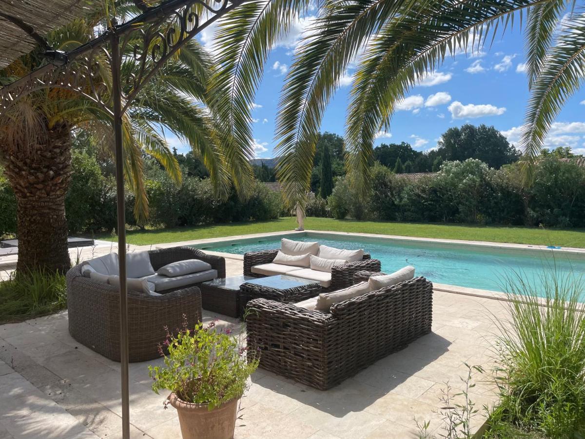 Appartement Dans Bastide A Saint Remy De Provence Exteriör bild